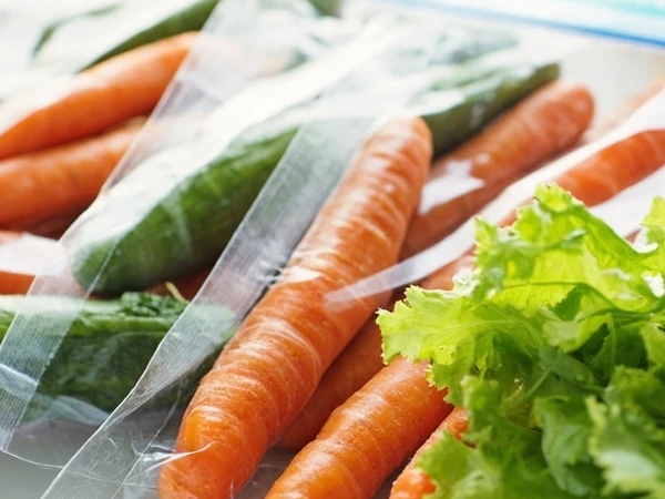 How to Properly Use Ziplock Bags to Extend Food Freshness
